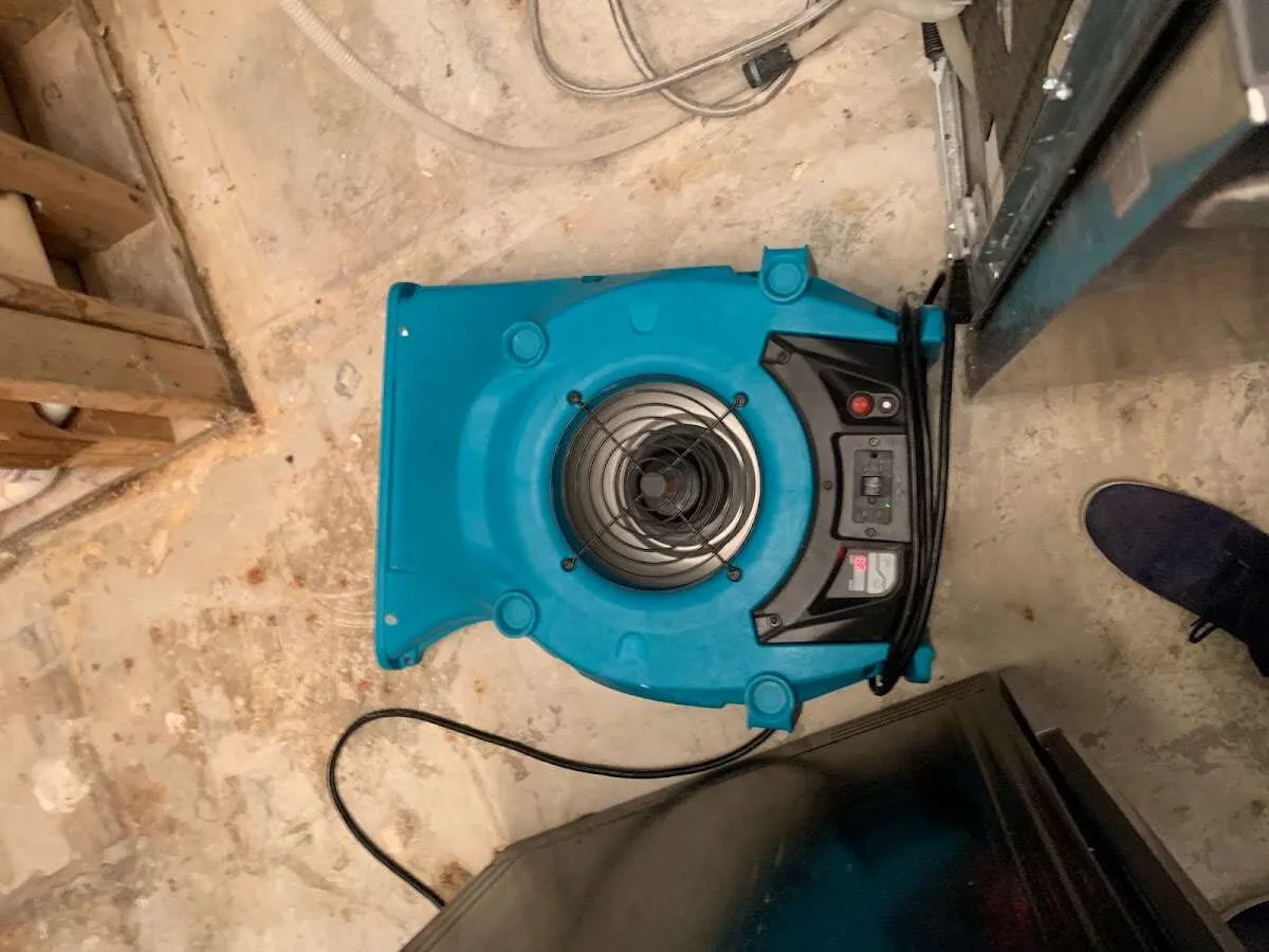 Air mover drying equipment for Mold Remediation & Removal in Ocean City